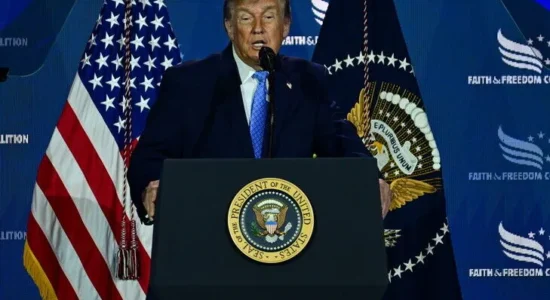 Trump kërkon kompensim nga Irani për mizoritë e pretenduara të 50 viteve të fundit