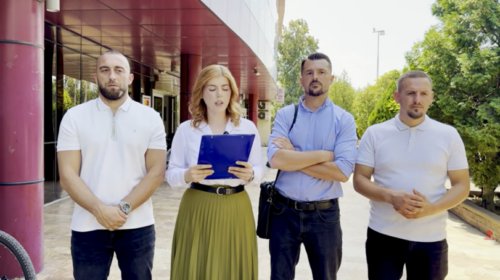 (VIDEO) Buteli mbylli paralelen shqip, këshilltarët shqiptarë lëshojnë seancën