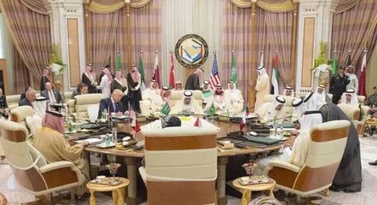 Aleatët e Gjirit po shfaqin “pakënaqësi” në rritje ndaj SHBA-së për luftën e zgjatur me Iranin