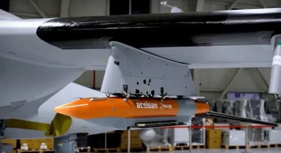 Kompania turke Aselsan teston me dron Akinci municionin e ri Tolun-P për shkatërrimin e bunkerëve