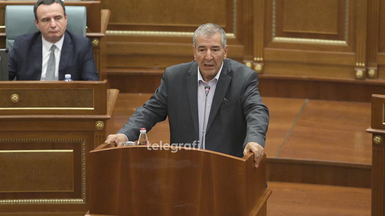 Dehari: Vazhdimi i seancës pa marrëveshje politike mund të çojë në përplasje fizike dhe zgjedhje të parakohshme