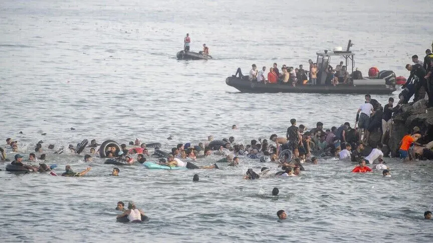 72 të vdekur gjatë krizës së migracionit në Ceuta