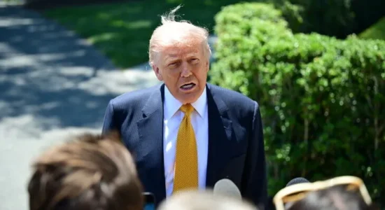 Trump: Bisedimet SHBA-Iran do të fillojnë sot pas anulimit të sulmit të planifikuar
