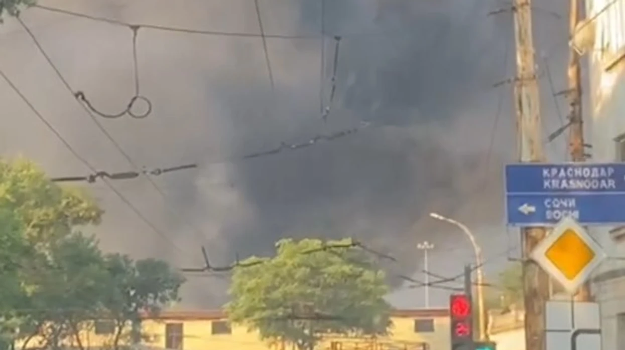 Dronët ukrainas godasin portin e madh rus