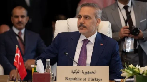 Ministri i Jashtëm turk: ​​Gati 20 vende islame po shqyrtojnë “masa kolektive” rreth Al-Aksasë