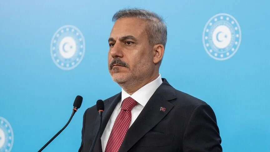 Kryediplomati turk, Fidan: Ankaraja do të vazhdojë rolin konstruktiv dhe ndërmjetësues në Libi