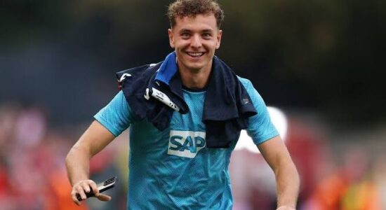 Fisnik Asllani transferohet te RB Leipzig