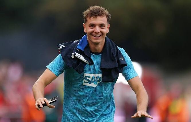 Fisnik Asllani transferohet te RB Leipzig