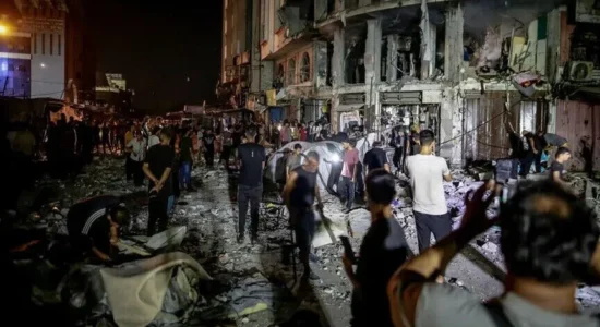 Tetë palestinezë, përfshirë dy fëmijë, vriten në sulmet ajrore izraelite në Gaza