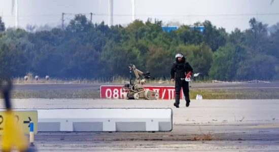 Gjendet dron me eksploziv në aeroportin gjerman