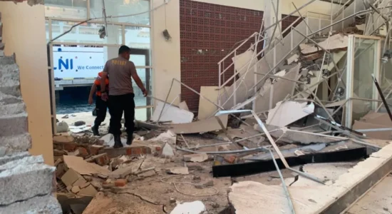 Tërmet i fuqishëm godet Indonezinë – të paktën 20 të vdekur, shemben një numër i madh ndërtesash
