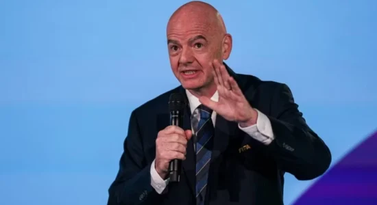 FIFA heq dorë nga plani i shitjes së Kupës së Botës pas kërcënimeve të mëdha me bojkot nga UEFA dhe konfederatat tjera