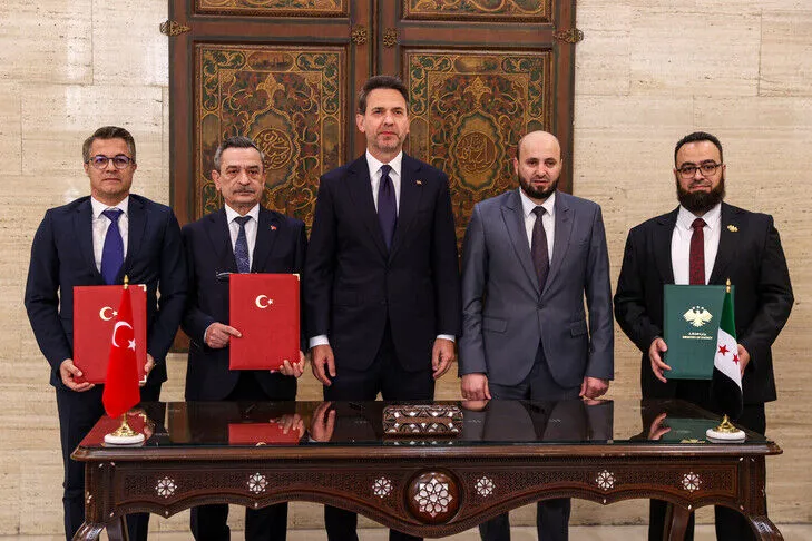 Turqia dhe Siria nënshkruajnë marrëveshje për fosfatin për të forcuar partneritetin strategjik