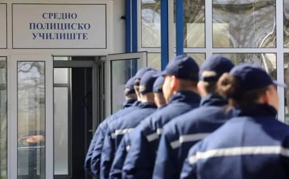 Vetëm disa shqiptarë në mesin e 310 të pranuarve në Shkollën e Mesme të Policisë