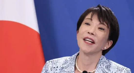 Japonia i bën thirrje Iranit për “lundrim të lirë dhe të sigurt” në Ngushticën e Hormuzit