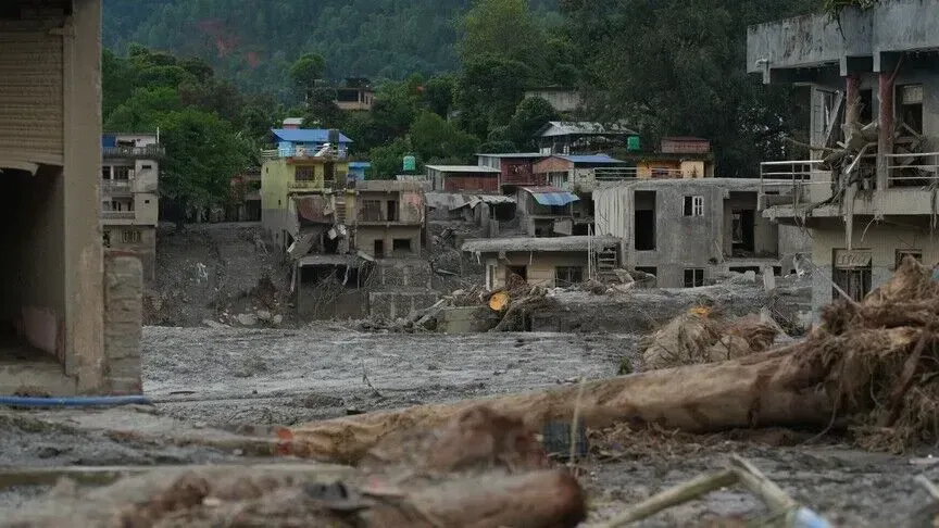 Numri i të vdekurve nga përmbytjet në Nepal rritet në 472, mbi 1 mijë të zhdukur