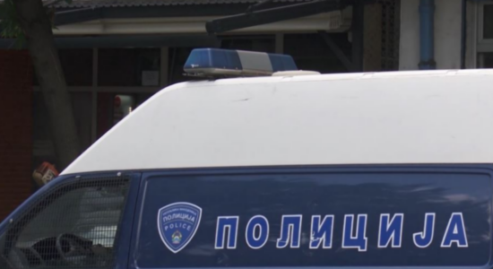 Përleshje në Spitalin e Tetovës: Punonjësi sulmohet brutalisht nga kolegu në parking!