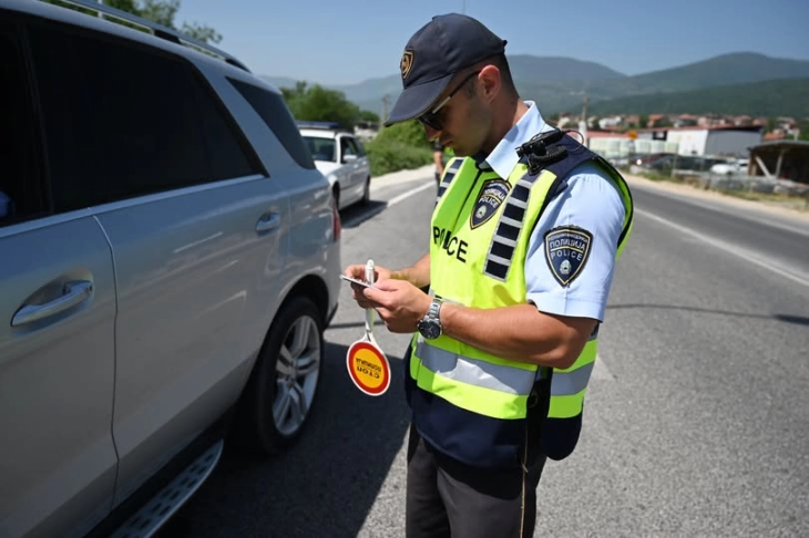 Për dy ditë 1.322 shkelje të trafikut, 32 persona të burgosur për drejtim të pakujdesshëm