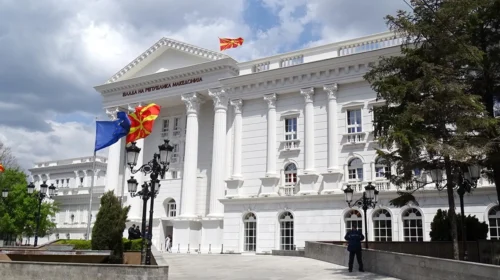 Arrestimi i shoferit për korrupsion, sqarohen nga Qeveria