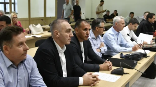 (VIDEO) Shtyhet seanca gjyqësore për rastin e “Lotarisë Shtetërore”