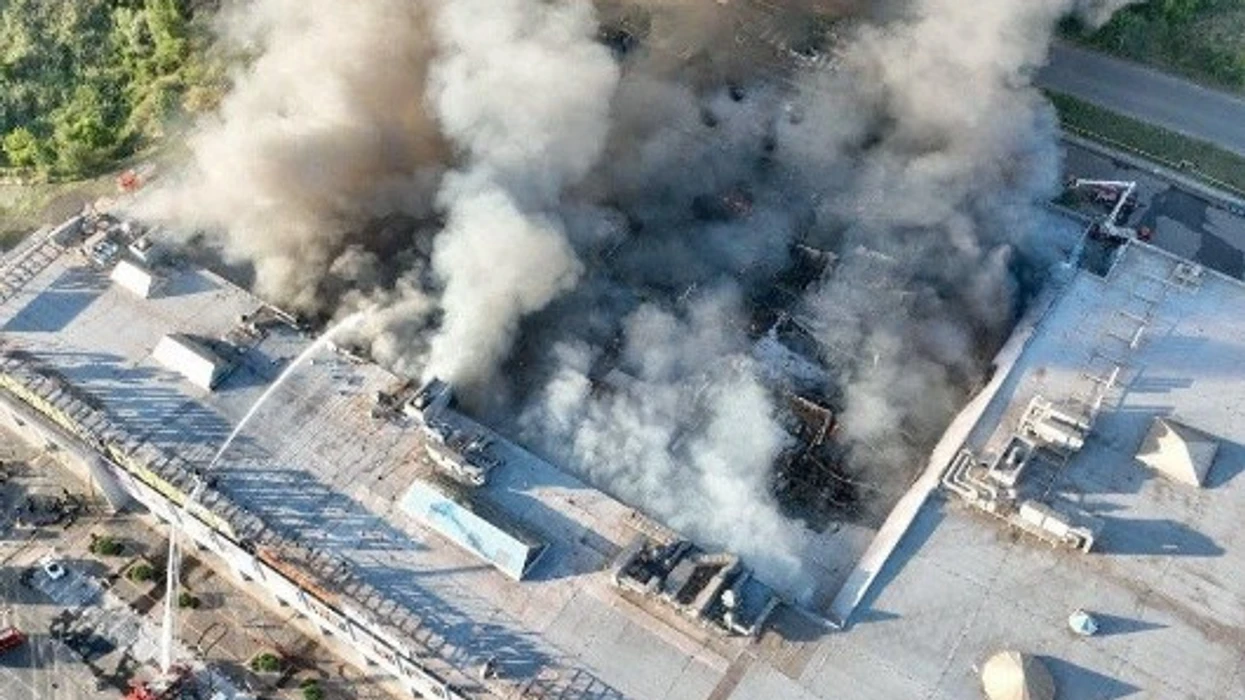 Të paktën 16 të vra’rë pas një sulmi rus ndaj një qendre tregtare në Ukrainë