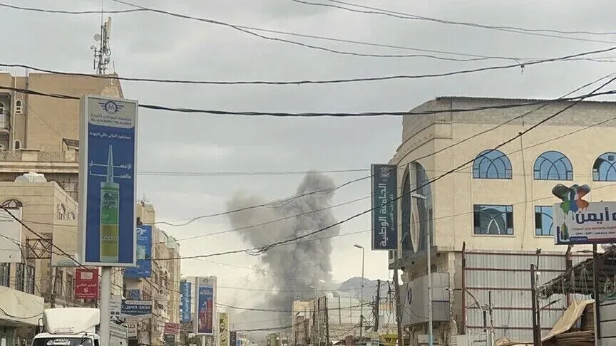 Media jemenase: Katër civilë të vrarë në sulmin me raketë të Huthive në Mokha