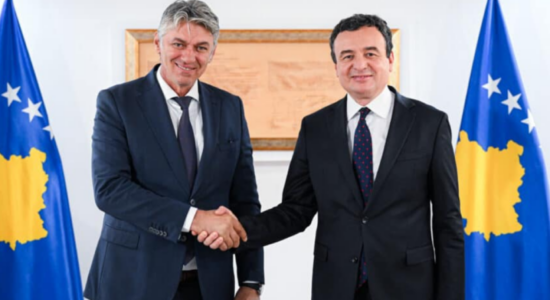 Albin Kurti pret Zijadin Selën, bisedojnë edhe për zhvillimet në Maqedoninë e Veriut