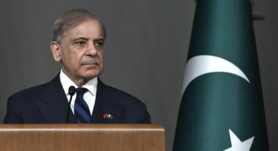 Kryeministri pakistanez thotë se është “i nderuar” për nënshkrimin e Marrëveshjes së Përbashkët të Mbrojtjes së Mekës