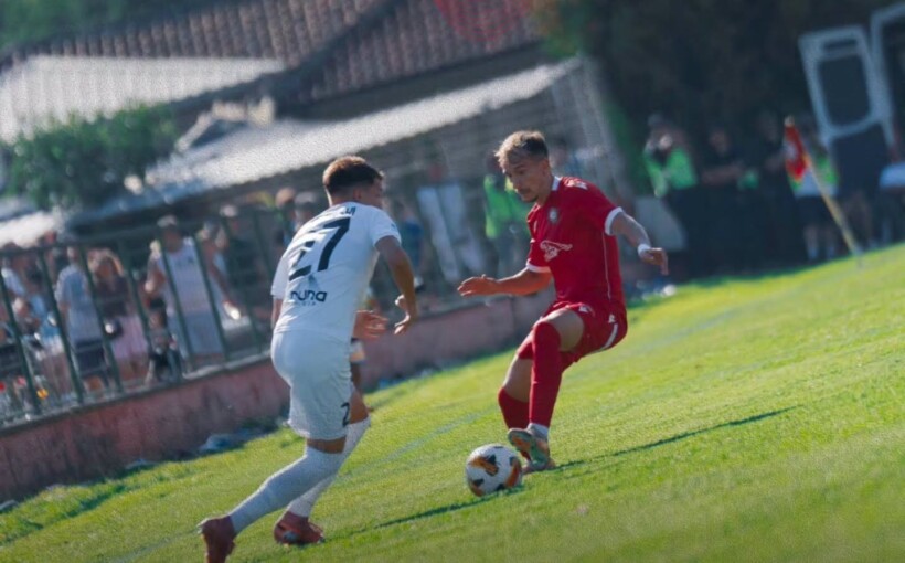 Struga Trim Lum fiton derbin ndaj Vardarit