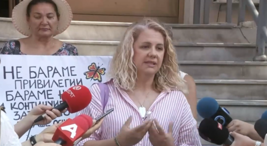 (VIDEO) Pacientët me kancer herë me terapi, herë pa terapi