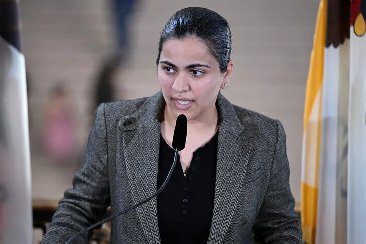 Aisha Wahab bëhet afgano amerikania e parë e zgjedhur në Kongresin e SHBA së