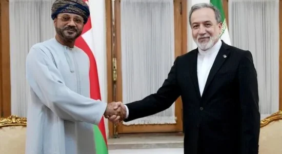 Irani dhe Omani shqyrtojnë propozimin për një rrugë të përbashkët detare përmes Ngushticës së Hormuzit