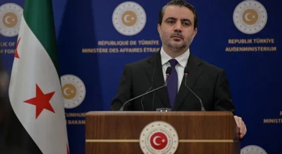Ministri i Jashtëm sirian: Turqia është një “partner kyç” në rindërtimin e Sirisë