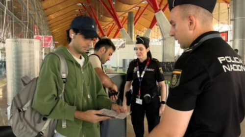 Spanja vendos kontrolle kufitare ndaj Italisë, përshkallëzohet përplasja për fluksin e migrantëve në Ceuta