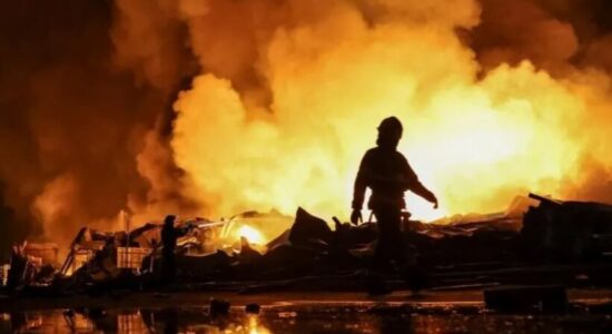 Rusia intensifikon sulmet ndaj Ukrainës, 14 të vrarë në rajonin e Kievit