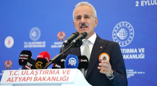 Uraloglu: Infrastruktura e aviacionit të Turqisë po zgjerohet me shpejtësi, duke rritur avantazhin konkurrues