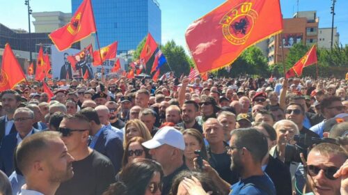 Djali i Jakup Krasniqi: T’i lëmë anash dallimet tona politike, të bashkohemi për drejtësi, dinjitet e histori