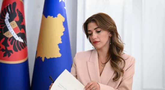Haxhiu liron nga detyra 18 gjyqtarë serbë që kishin dhënë dorëheqje në vitin 2022