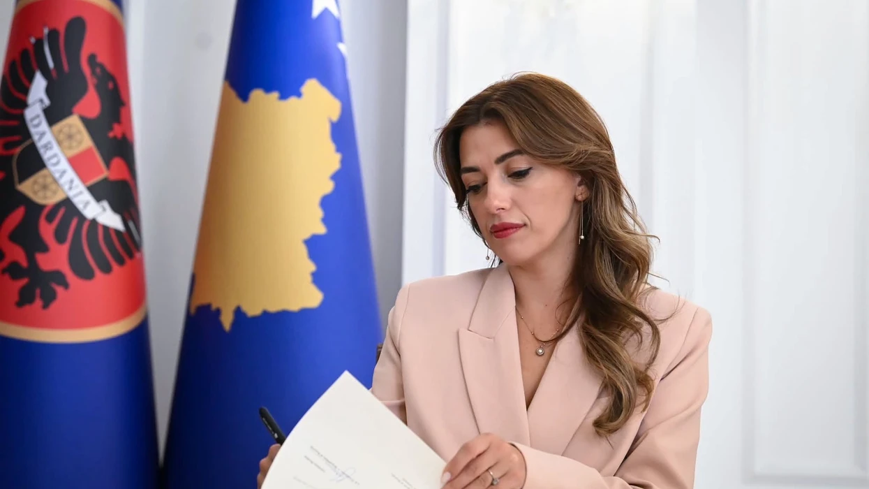 Haxhiu liron nga detyra 18 gjyqtarë serbë që kishin dhënë dorëheqje në vitin 2022