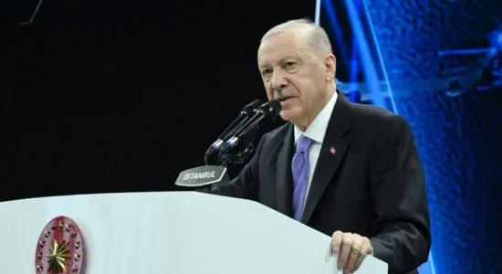 Erdogan: Turqia kundërshton ndarjen Lindje-Perëndim, pakti i mbrojtjes së Mekës nuk synon Iranin apo Izraelin