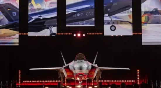 Gjermania merr aeroplanin e parë F-35 nga SHBA-ja, ndërsa vendet anëtare të NATO-s rrisin shpenzimet ushtarake