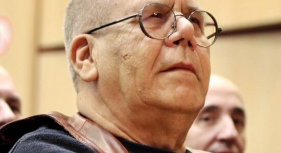 Kim Mehmeti: Kosova në Hagë, Shqipëria në ‘Ballkanin e Hapur’ dhe ‘Shtetin Bektashi’!