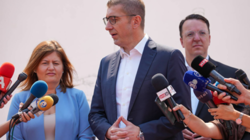 Mickoski: Qytetarët ende i paguajnë llogaritë e qeverive të Zaevit dhe Kovaçevskit