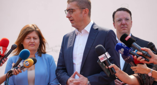 Mickoski: Qytetarët ende i paguajnë llogaritë e qeverive të Zaevit dhe Kovaçevskit