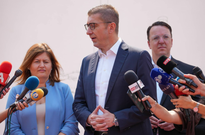 Mickoski: Qytetarët ende i paguajnë llogaritë e qeverive të Zaevit dhe Kovaçevskit