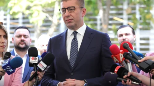 Mickoski për dhënien me qira të “Makedonium”: Që sot do të kërkoj shkarkimin e drejtorit të Bordit drejtues