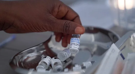 BE dërgon ekspertë në Kongo, nis prova klinike për vaksinën kundër Ebolës