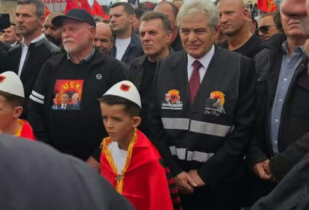 Ahmeti: Populli nuk mund t’i dënoj çlirimtarët e vet!