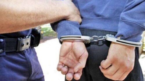 Arrestohet shoferi i sekretarit të Përgjithshëm të Qeverisë – dyshohet se kërkoi ryshfet për një vend pune