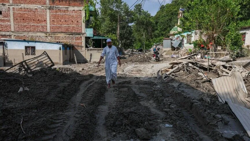 Rritet në 1.410 numri i viktimave nga përmbytjet në kufirin Nepal-Kinë, mbi 5.650 mbeten të zhdukur
